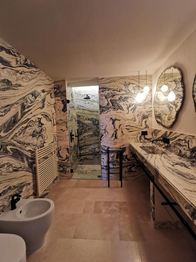 Palazzo Maresgallo Suites & Spa Лечче Экстерьер фото