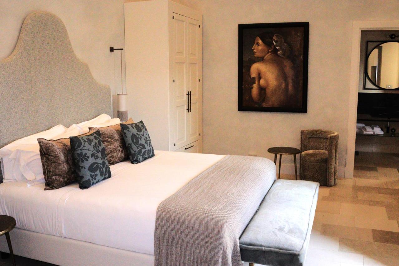 Palazzo Maresgallo Suites & Spa Лечче Экстерьер фото