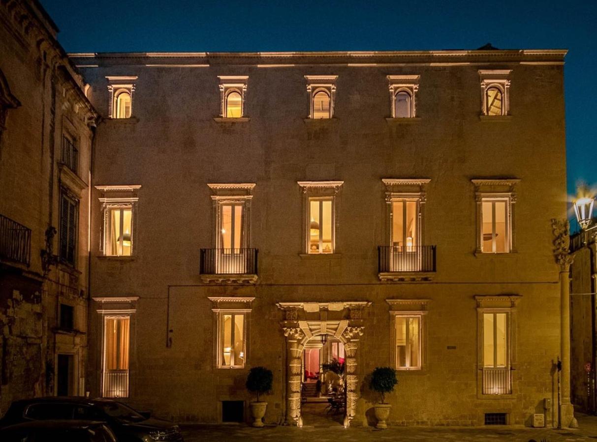 Palazzo Maresgallo Suites & Spa Лечче Экстерьер фото