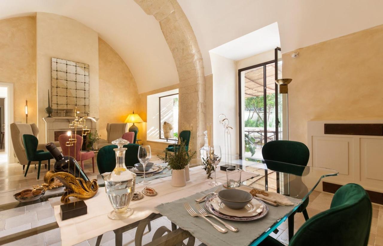 Palazzo Maresgallo Suites & Spa Лечче Экстерьер фото
